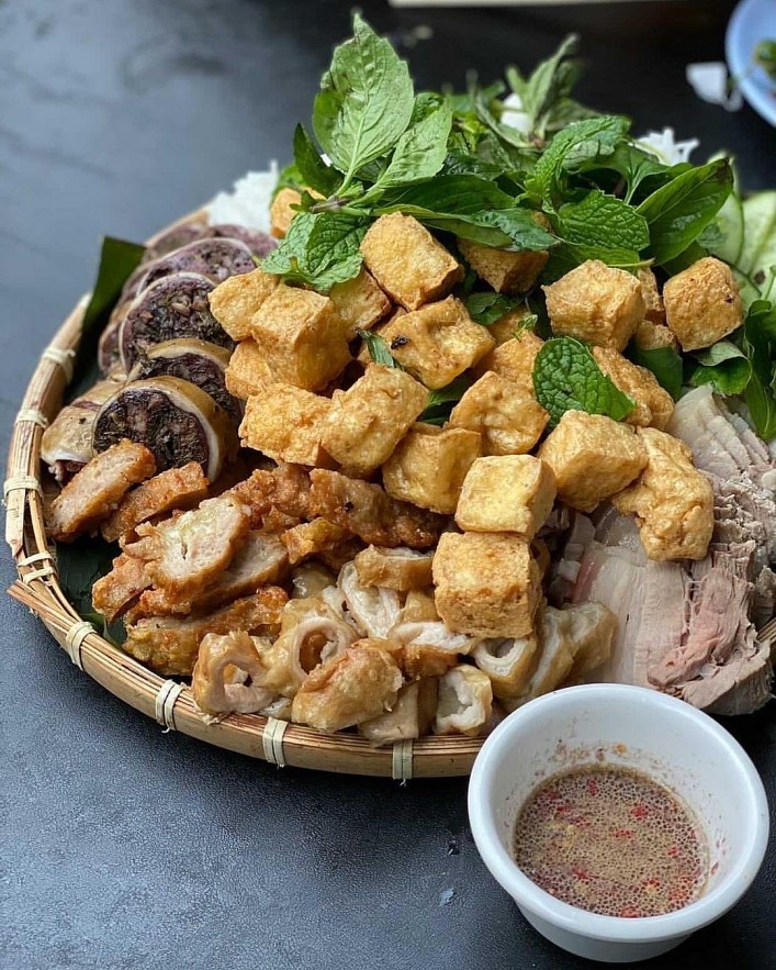 Overseas Vietnamese Bring Unique Vietnamese Dishes to New York
