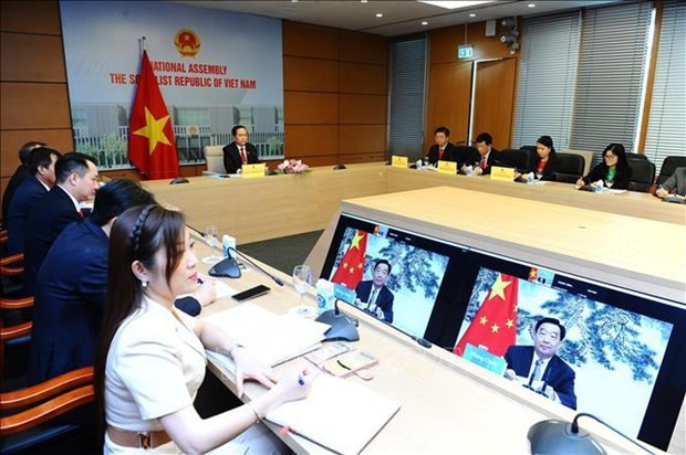Vietnam, China Agree to Strengthen Cooperation between Legislatures