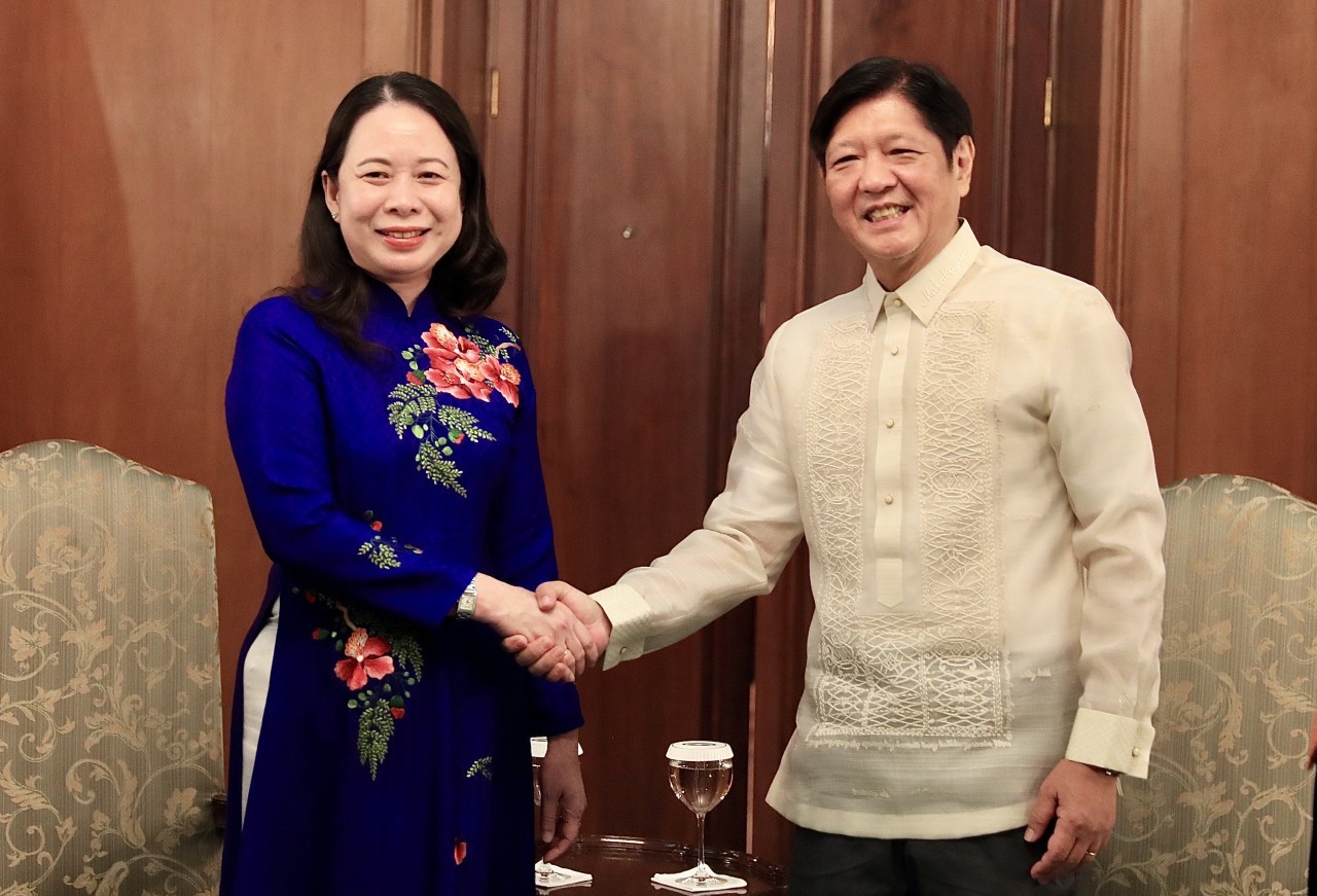 Vietnamese Vice President Busy in Philippines' Visit