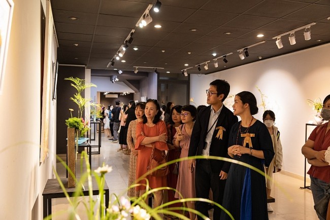 Ikebana Exhibition to Spread the Beauty of Japanese Flower Arrangement