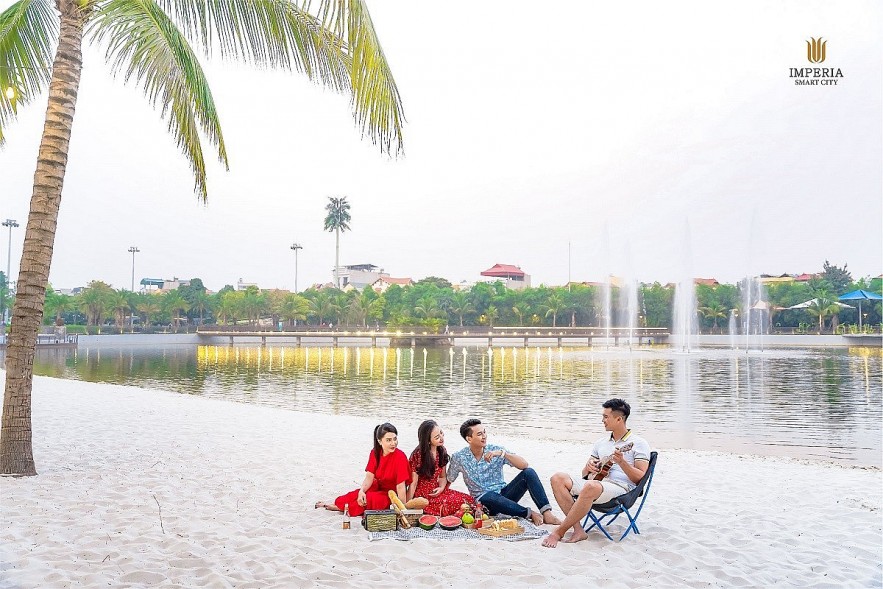 Lakeside Apartments in Hanoi Attract Buyers