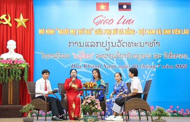 Vietnamese Mothers Spread Their Love to Lao Students