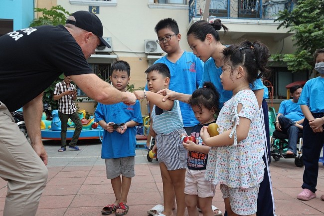 Five Charities Received New Zealand's Fresh Fruits