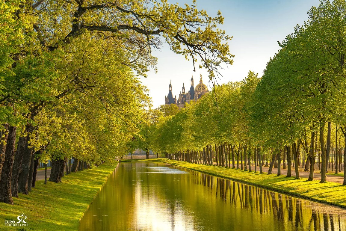Enchanting Schwerin Castle through the Lens of a Vietnamese Photographer
