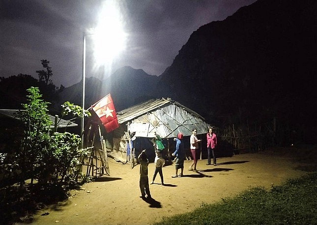 Quang Binh Border Guards to Lighten up the Vietnam-Laos Boundary