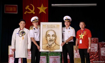 Vietnamese Community in Mongolia Honors the Homeland