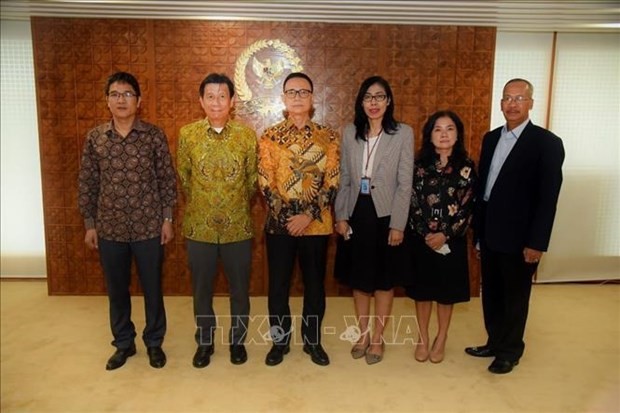 vietnam indonesia eye to beef up relations