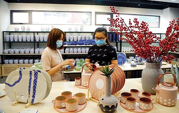 Vietnam News Today (Jul. 18): Vietnam to Develop 301 Tourism-linked Craft Villages by 2030