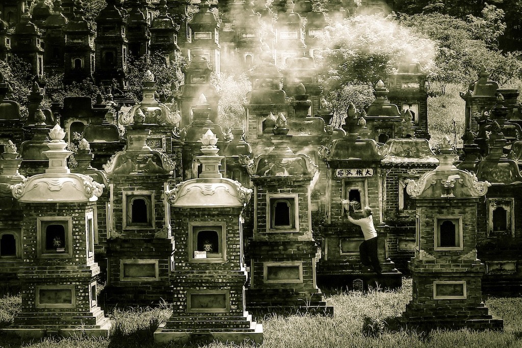 where to visit in bac giang bo da pagoda sacred buddhist treasure