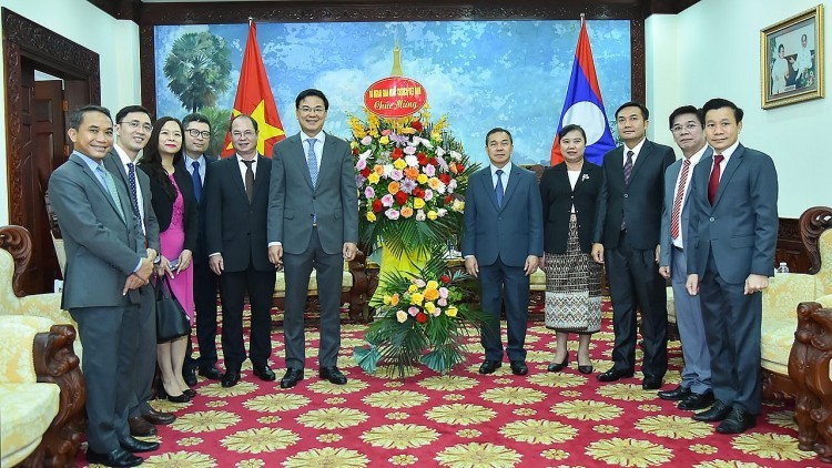 Vietnam, Laos Mark 45 Years of Bilateral Treaty of Amity and Cooperation