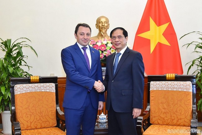 Vietnam, Azerbaijan to Strengthen Cooperation in Potential Fields