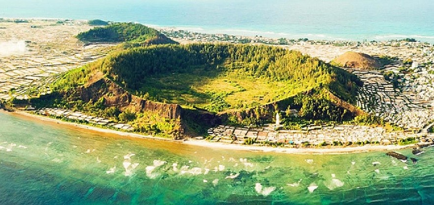 The Majestic Ancient Volcano Hidden Behind the Sea of Clouds on Ly Son Island