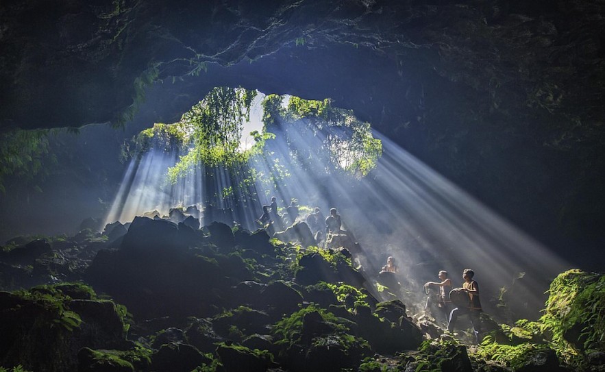 Explore The Longest Cave In Southeast Asia