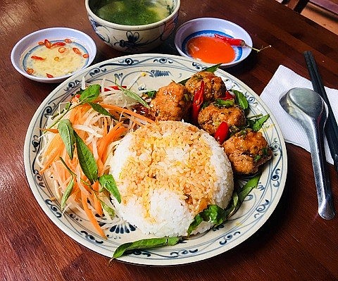 Top 3 Delicious Rice Restaurants in Hanoi
