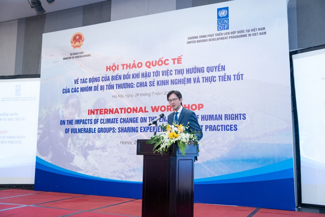 Do Hung Viet, Assistant Minister of Foreign Affairs highlighted that the discussion on the connection between climate change and human rights is imperative since the rights of the vulnerable groups are highly affected by the impact of climate change.