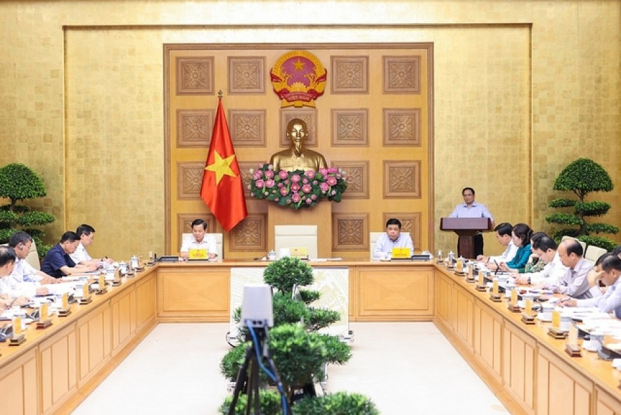 Prime Minister Pham Minh Chinh chairs the meeting (Photo: VGP)