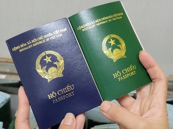 Vietnamese Embassy in Czech Seeks Solution for New Passport