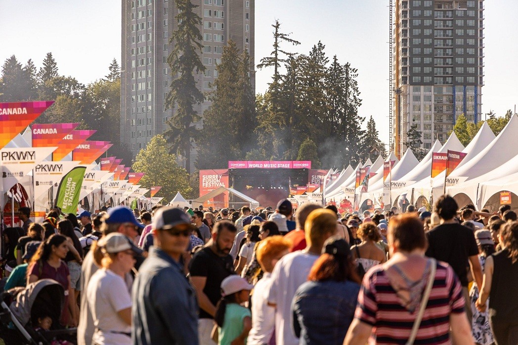 Vietnam Participates in The Largest Multicultural Festival in British Columbia