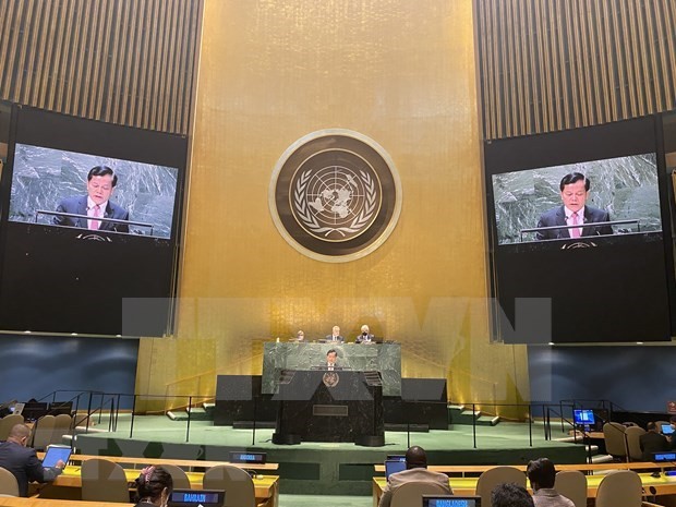 Deputy Foreign Minister Ha Kim Ngoc addresses a UN conference (Photo: VNA).