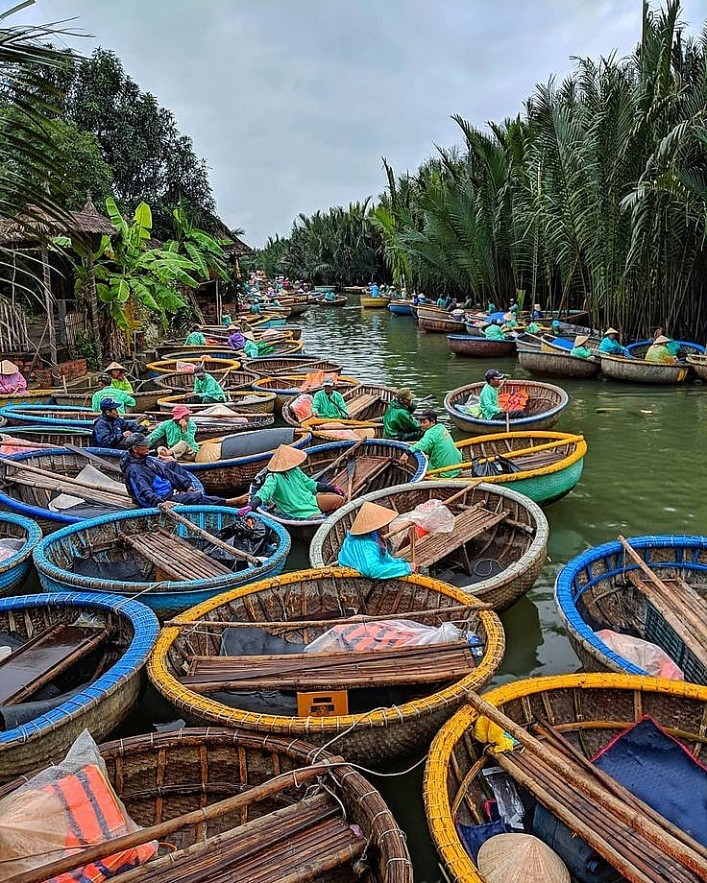 Bay Mau Coconut Forest in Hoi An - A Fun Destination for Vietnamese and Foreigners