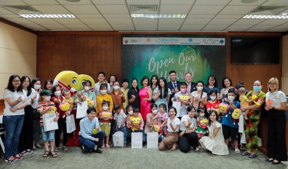 vietnamese youths in us fund life saving heart surgeries for 30 children