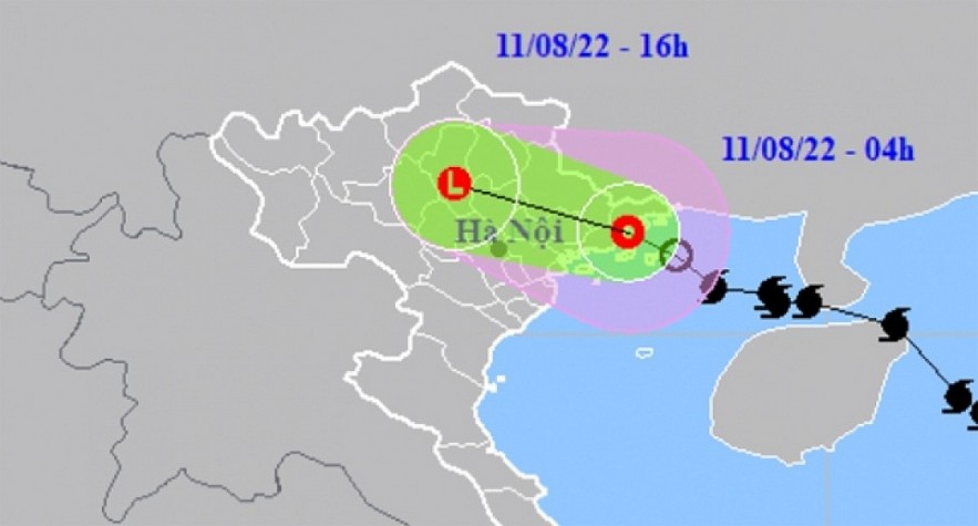 Tropical storm Mulan has weakened before making landfall along the northern coast on August 11. Photo: VOV