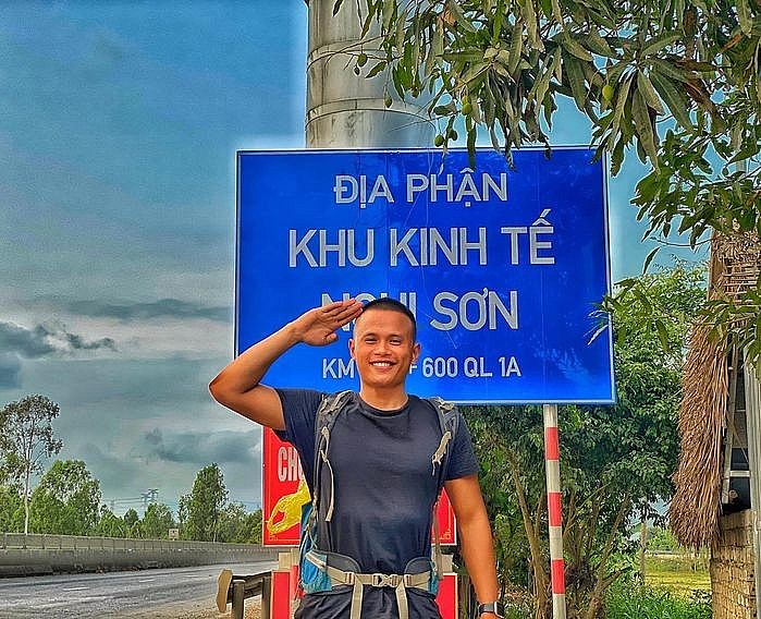 TikToker Completes 893-Day Walking Journey From Ca Mau to Ha Giang