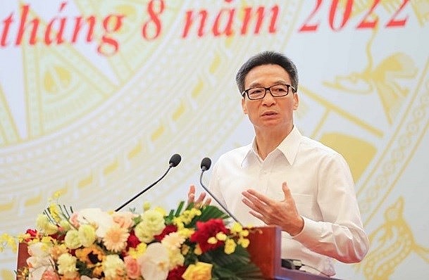 Deputy Prime Minister Vu Duc Dam speaks at the conference. Photo: VNA