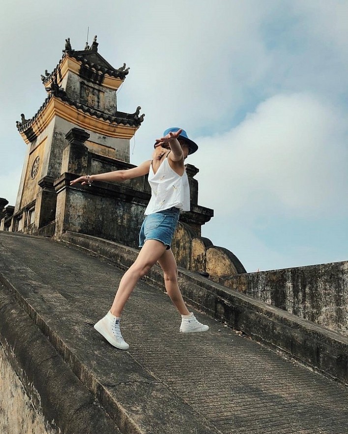 Walking Through Quang Binh's Centuries-old Citadel