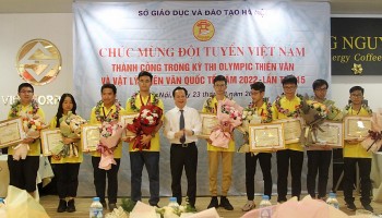 Vietnamese Students Earn 6 Medals from Int'l Astronomy-Astrophysics Olympiad
