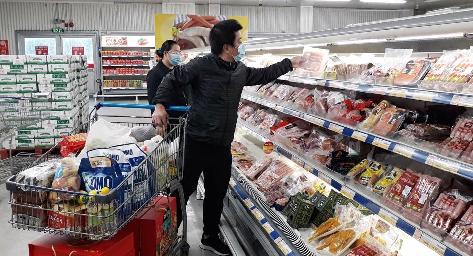 Vietnamese Goods Struggle to Enter Foreign Supermarkets