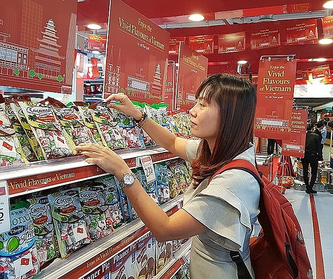 Vietnamese Goods Struggle to Enter Foreign Supermarkets