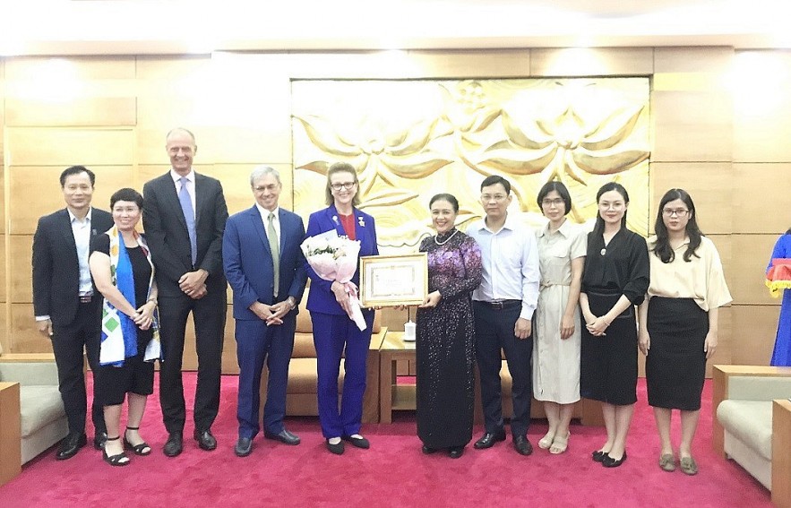 UNDP Resident Representative Praised for Contributions to Vietnam’s Development