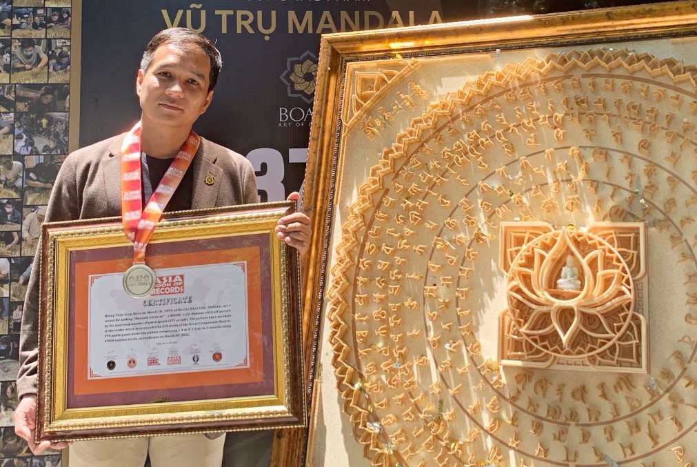 Stunning Mandala Of Vietnamese Architect Sets An Asian Record