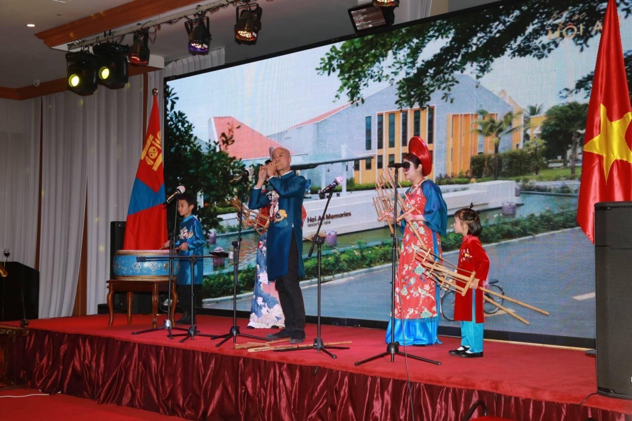 Musical Connecting Vietnam, Mongolia Friendship