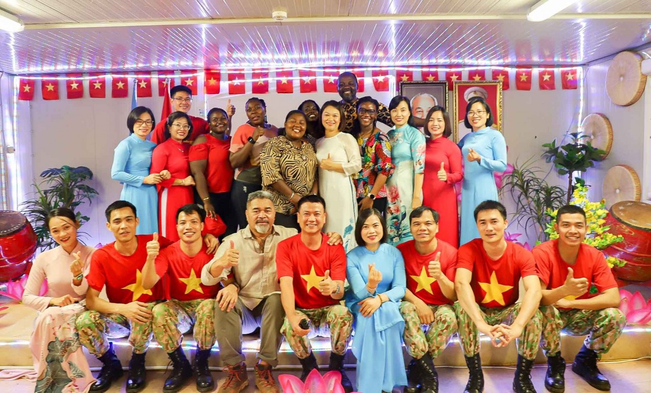 Vietnamese 'Blue Beret' Soldiers Celebrate National Day in Africa