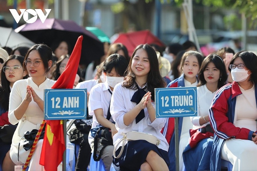 Students of Ha Long High School for the Gifted in Ha Long City, Quang Ninh provinc, at the opening ceremony of the 2022-2023 school year. Photo: VOV