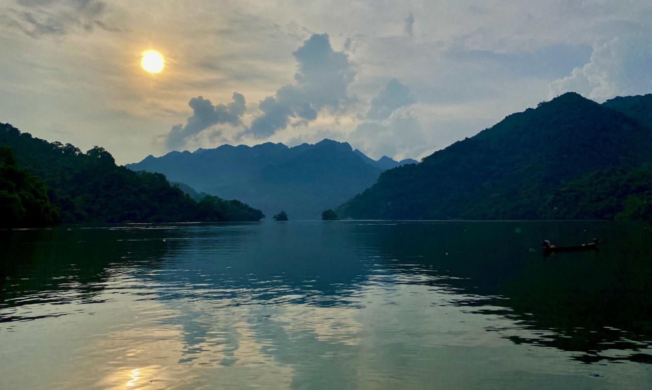 10 Most Beautiful Lakes in Vietnam