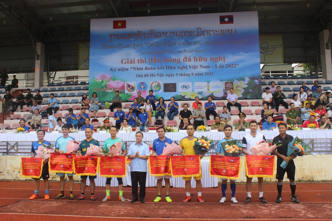Many Sport Exchange Activities to Celebrate Vietnam - Laos Friendship and Solidarity Year