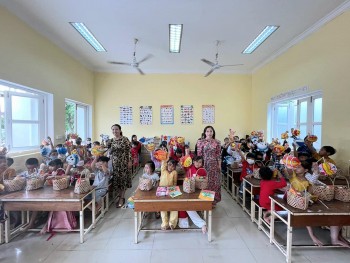 Learning Vietnamese to Preserve National Traditions