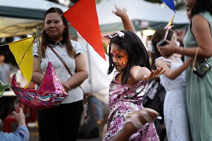 The Mid Autumn Festival of the Vietnamese Community in the US