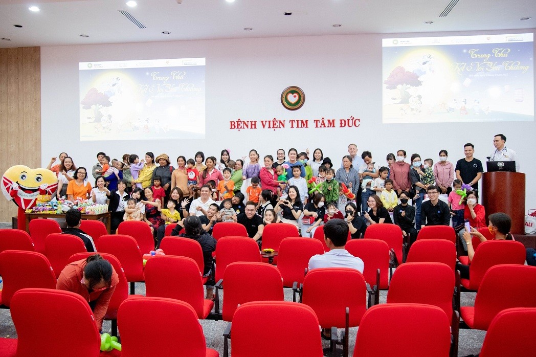 Mid-Autumn Festival filled with Love for Less Fortunate Children, Covid-19 Orphans