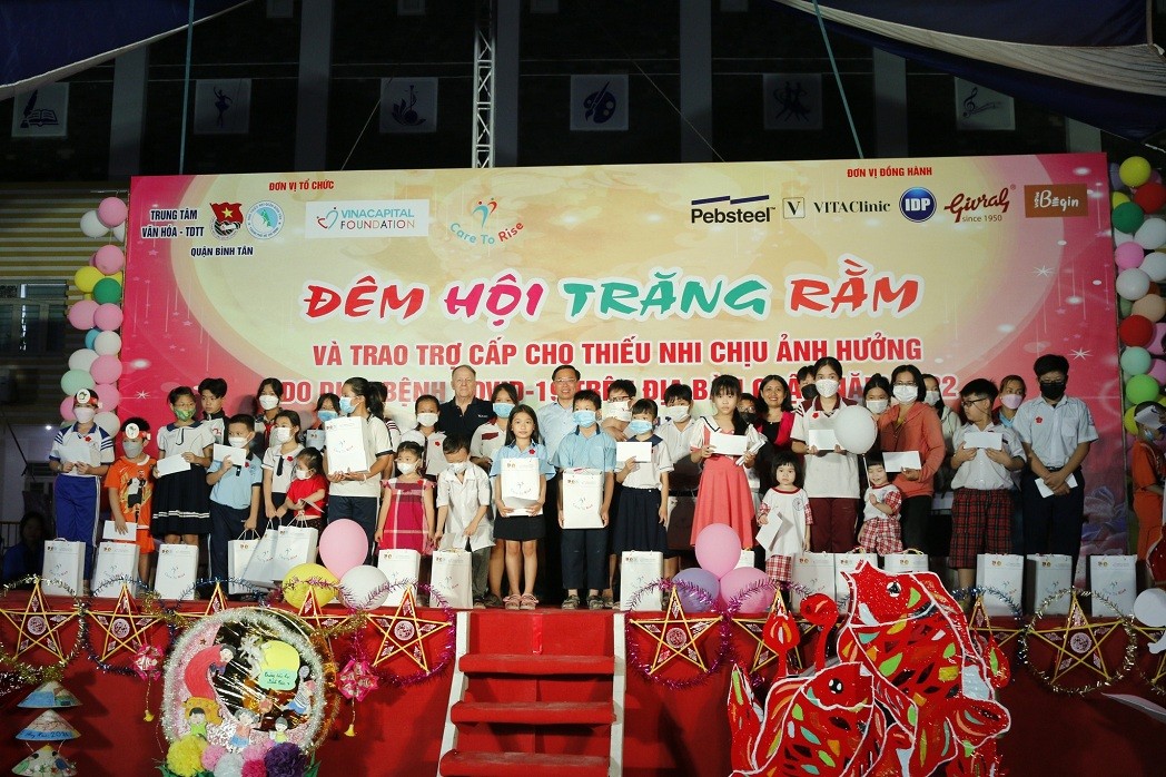 Mid-Autumn Festival filled with Love for Less Fortunate Children, Covid-19 Orphans