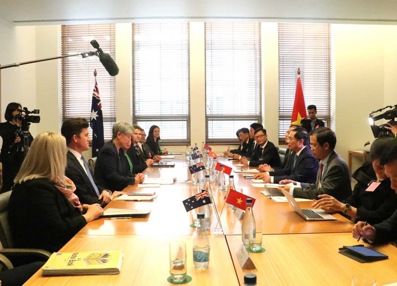 FM Bui Thanh Son's Visit to Australia Further Deepen Strategic Partnership