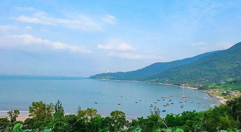 Overview of Son Tra Peninsula in Da Nang city (Photo: VNA)