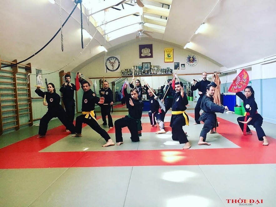 Vietnamese-Italian Couple Introduce Traditional Martial Arts to International Friends
