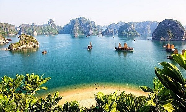 A view of Ha Long Bay. Photo: VNA