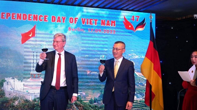 Pushing Vietnam-Germany Strategic Partnership into Depth