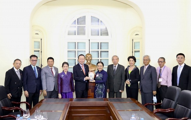 Strengthening Cooperation Between Thai and Vietnamese Businesses