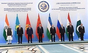 PM Narendra Modi, Chinese President Xi Jinping, Russian President Vladimir Putin and others during Shanghai Cooperation Organisation (SCO) summit in Samarkand, Uzbekistan.